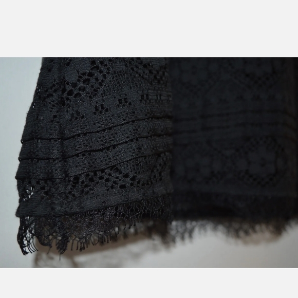 JOIE lace blouse top ruched sleeves to elbow black Size M - Picture 4 of 8